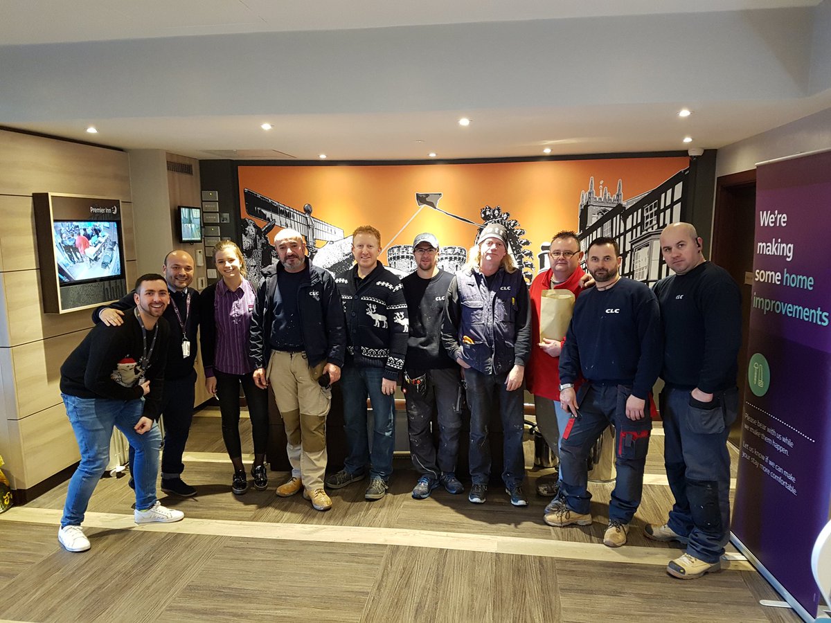 ounis_w's tweet photo. Watford Croxley Green premier inn last day of refurb looks amazing ,come and celebrate with us @N_home_counties @SDEBDD @placemadebyyou https://t.co/TBb3dQD5XU