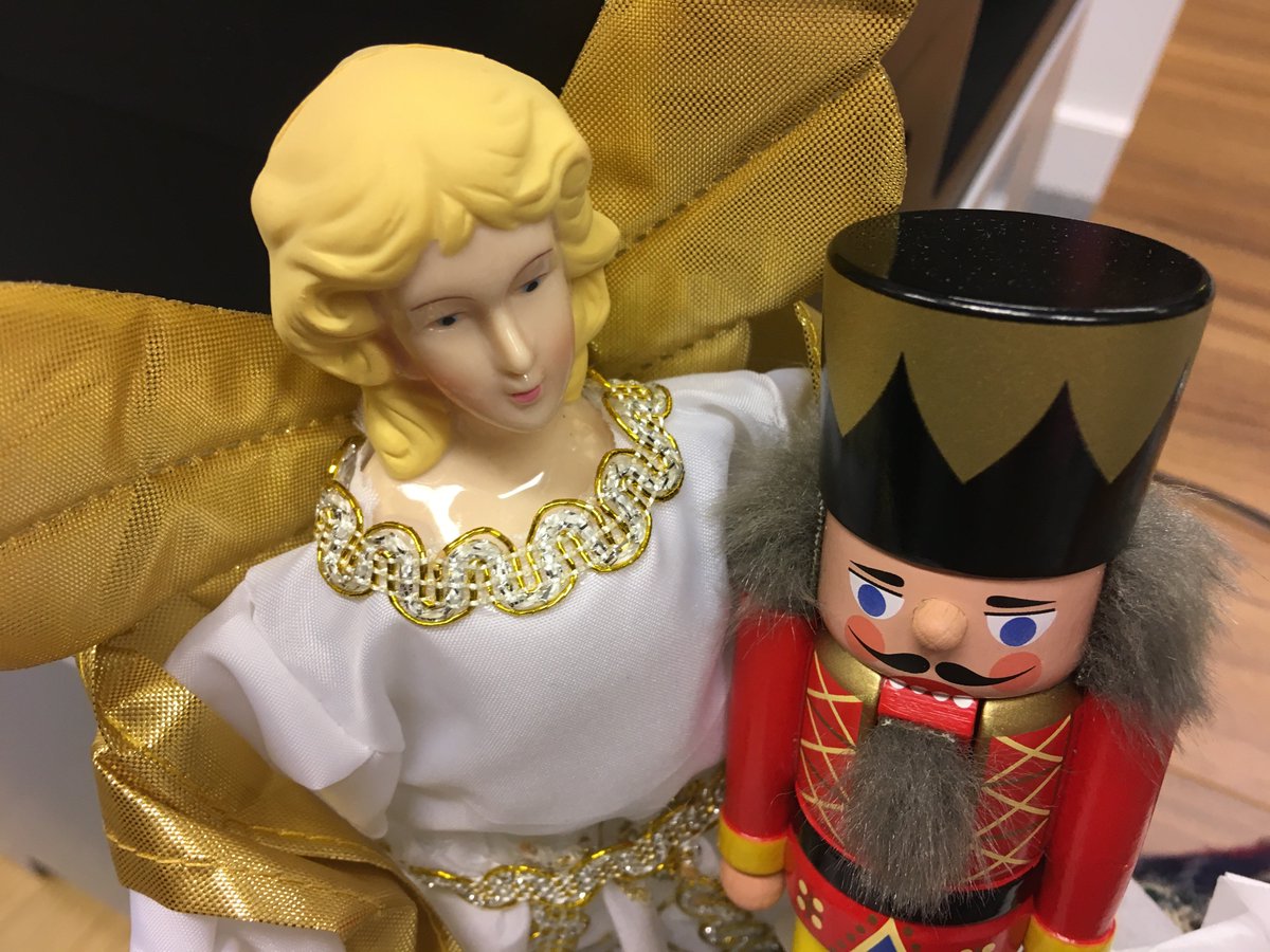 NutcrackerSM's tweet photo. Their eyes met across the @NutcrackerSM office and #CrazyCracker fell head over heels in love #HolidayRomance #ElfonaShelf https://t.co/3I3oBq9AjI