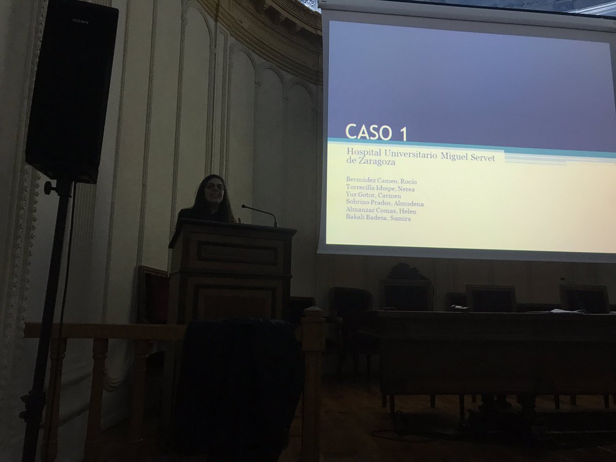tlabiano's tweet photo. Dra Bermudez! 🔻Una pamplonica! 👏🏼👏🏼 Presentación de TFS cutáneo. Bonitos casos en asta de ciervo 🦌Qué buena presentacion! #160RNSEAP #HUMiguelServet #Pamplona https://t.co/3X4hFXmDcX