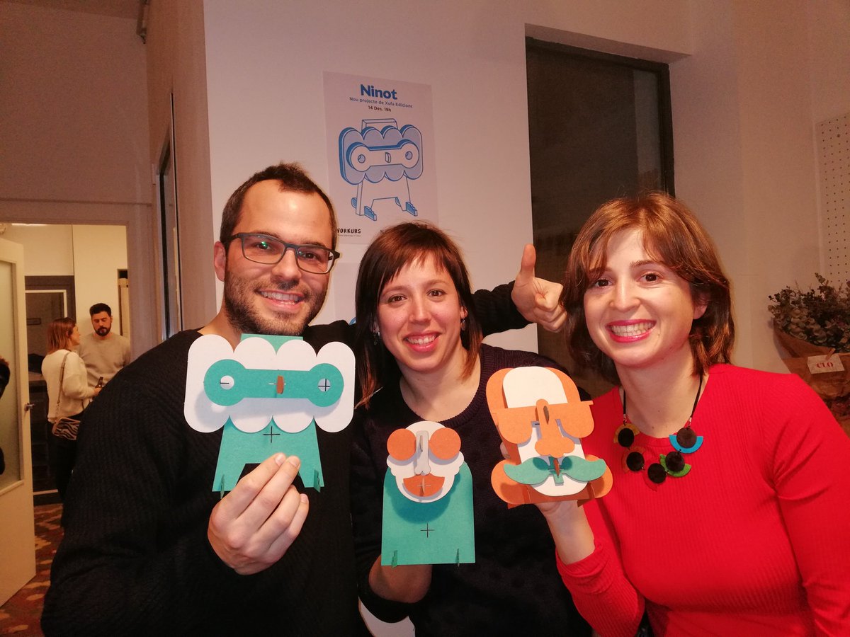 XufaEdicions's tweet photo. 😍😍🔥🍾🎉
Moltes gràcies a totes les que poguereu acostar-vos a la presentació de Ninot!

🎊 Jornada memoràble!

 📸 Prompte pujarem més fotos... 

#ninot
#crowdfunding
#valencia
#falles
#xufa https://t.co/SnaKtHT4Nj