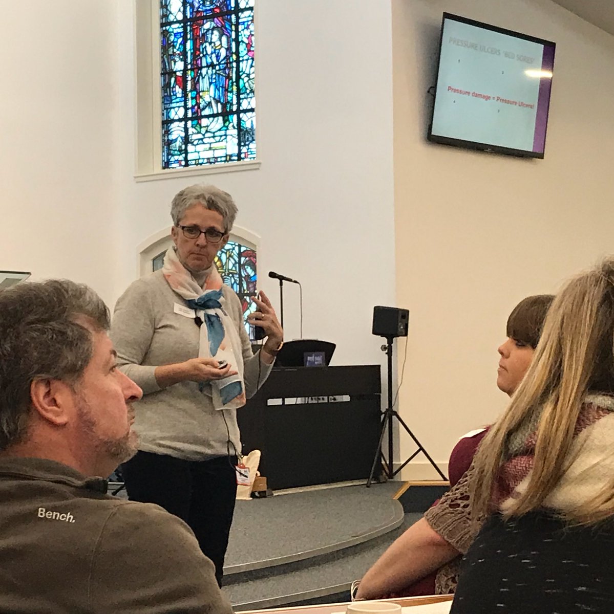 mratgmurray's tweet image. Sally Bentley (APN) describes pressure ulcers and headings. Handy guides and tools in packs :) and on pressureulcer.scot. @SPSP_PC #spsppu