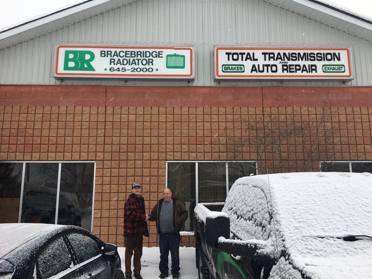 Christine Moore tweet media