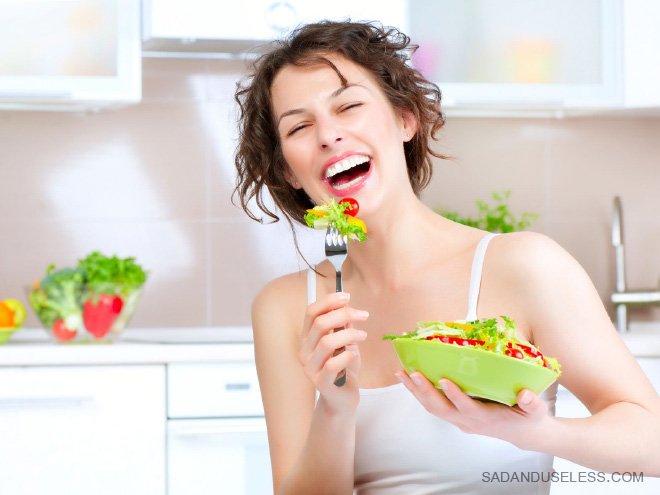 elphilos's tweet image. Cuando la ensalada te cuenta chistes