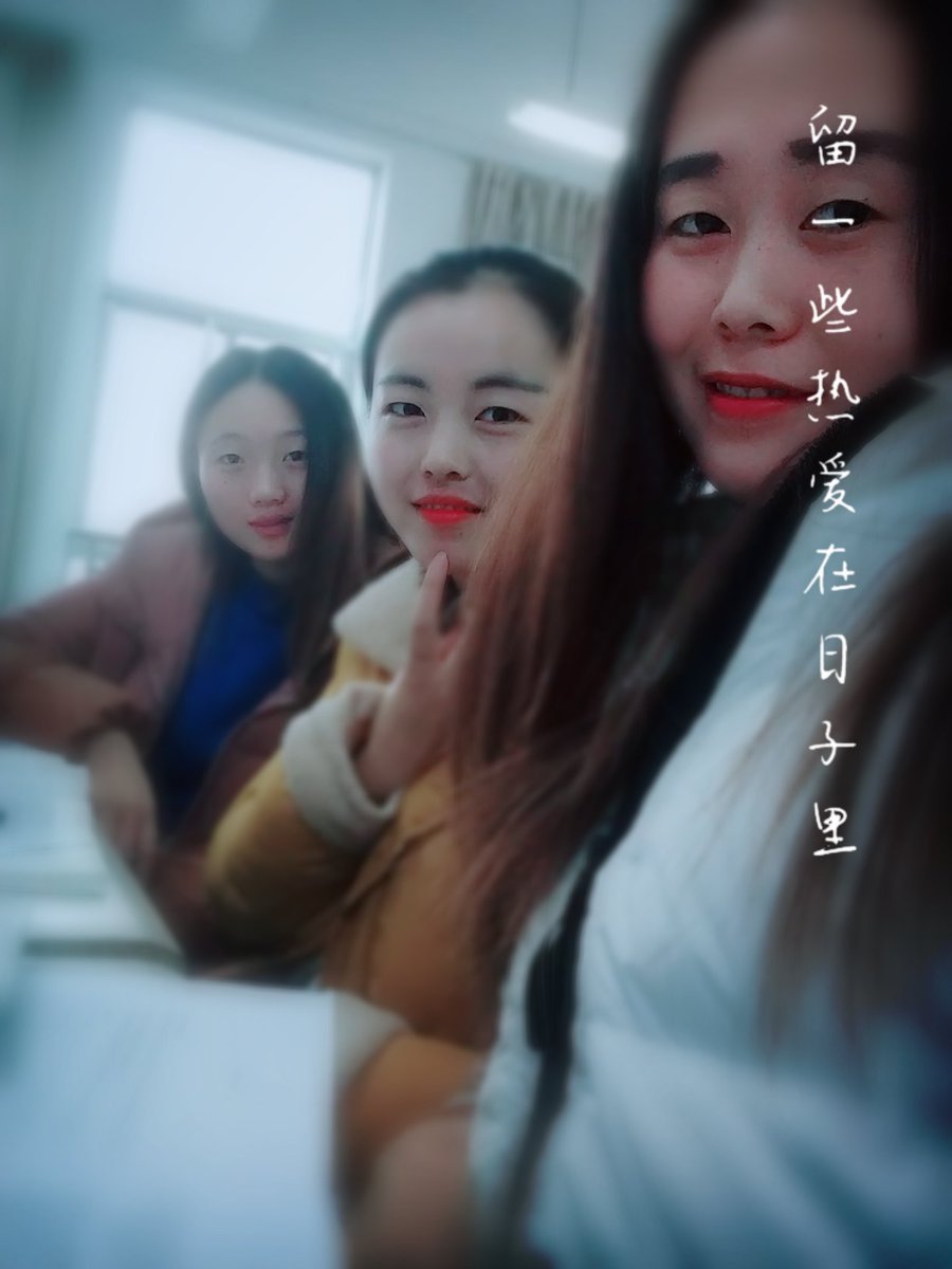 Azadaaa_'s tweet image. Last Day