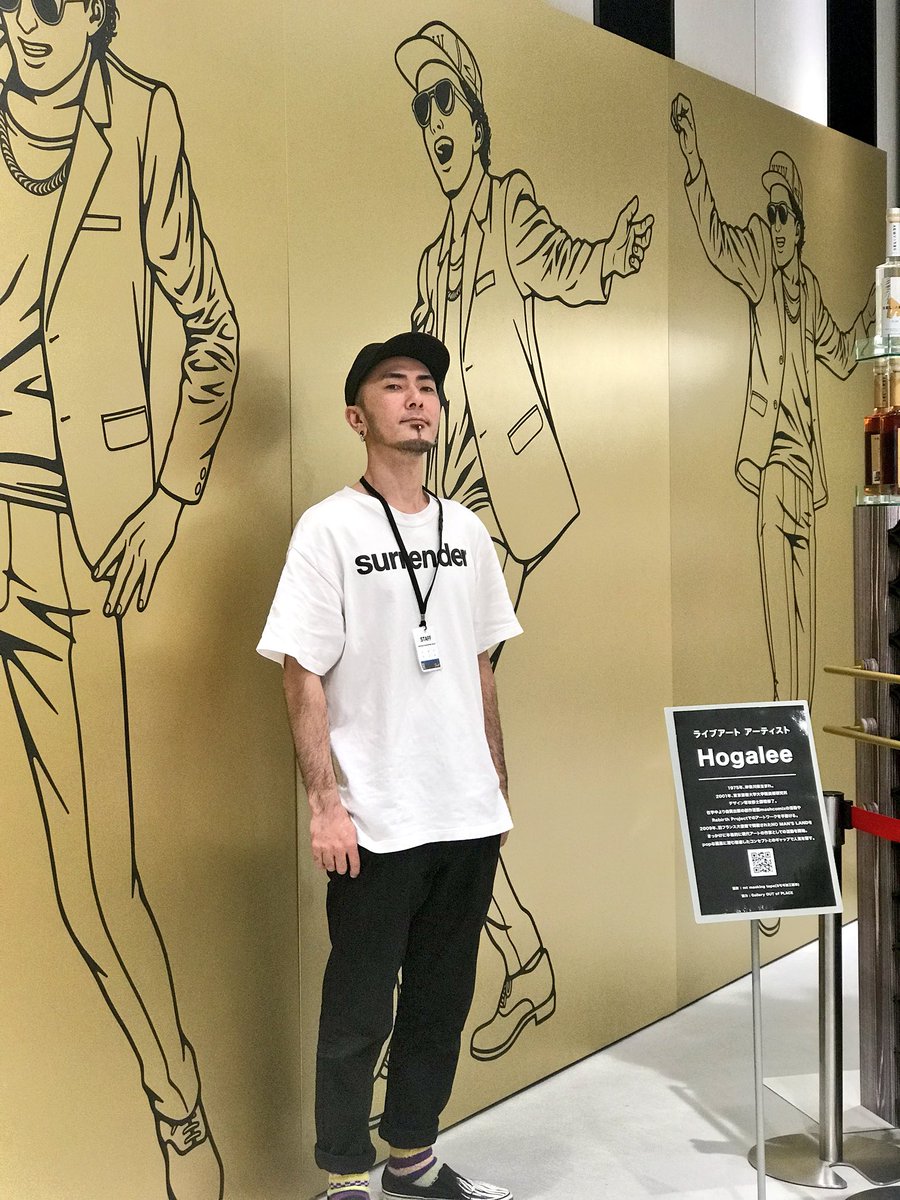 LOFT_GINZA's tweet photo. " #SELVAREY #BRUNOBAR "
オープニングイベント
Hogalee氏(@Hogalee)の
マスキングテープによる
ライブアート@selvarey_jp
ただいま出来上がりました✨
ぜひ店頭で間近で見てみて
くださいね!お待ちしてます👀
#BrunoMars #ブルーノマーズ https://t.co/IZnaYf9PcO