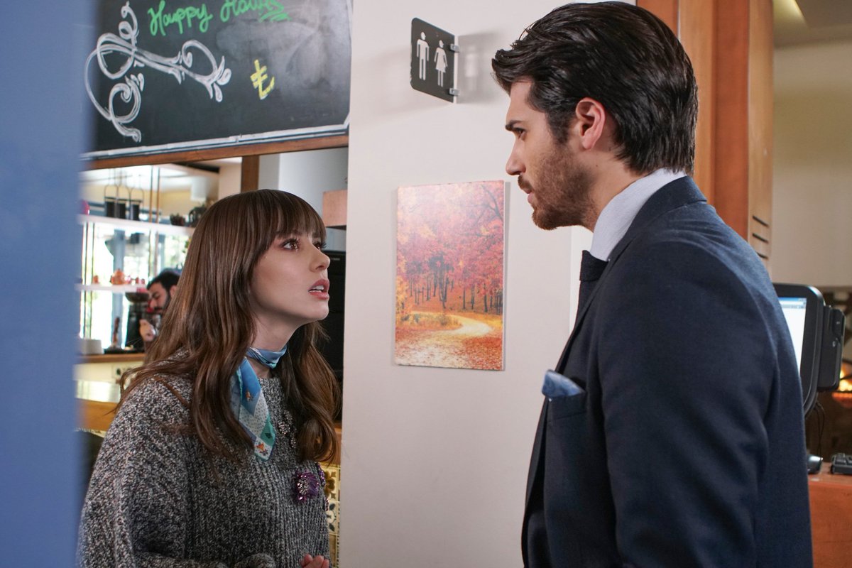 darlingyaman's tweet photo. #Dolunay 😟 https://t.co/7VCQ7Dd6ip