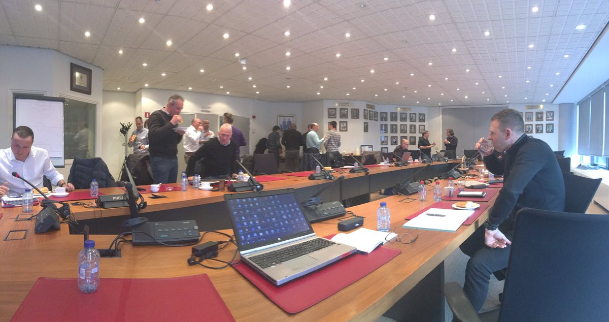 TCassimon's tweet photo. First time ever! 😱👏 A female coach was present at the national team coaches meeting @Belgianfootball, discussing the Belgian DNA 🇧🇪#ProgressiveEvolution #StepByStep #womensfootball https://t.co/l67GKs1quG