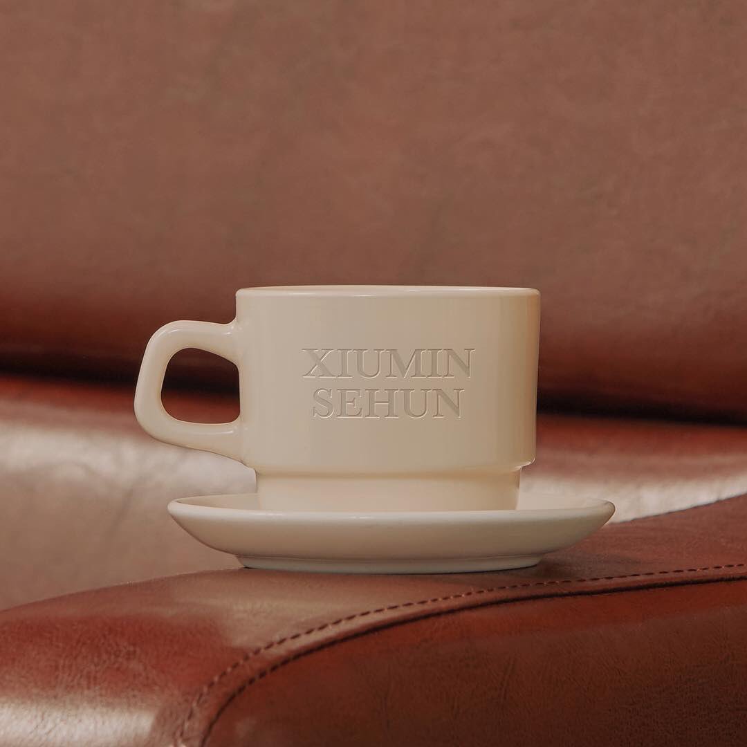 1110_exo's tweet photo. 【 EXO 公式Instagram 】

セフン シウミン 

#EXO #Sehun #xiumin 
#EXOwinter #Cafe_Universe https://t.co/zeDKO8xt5S