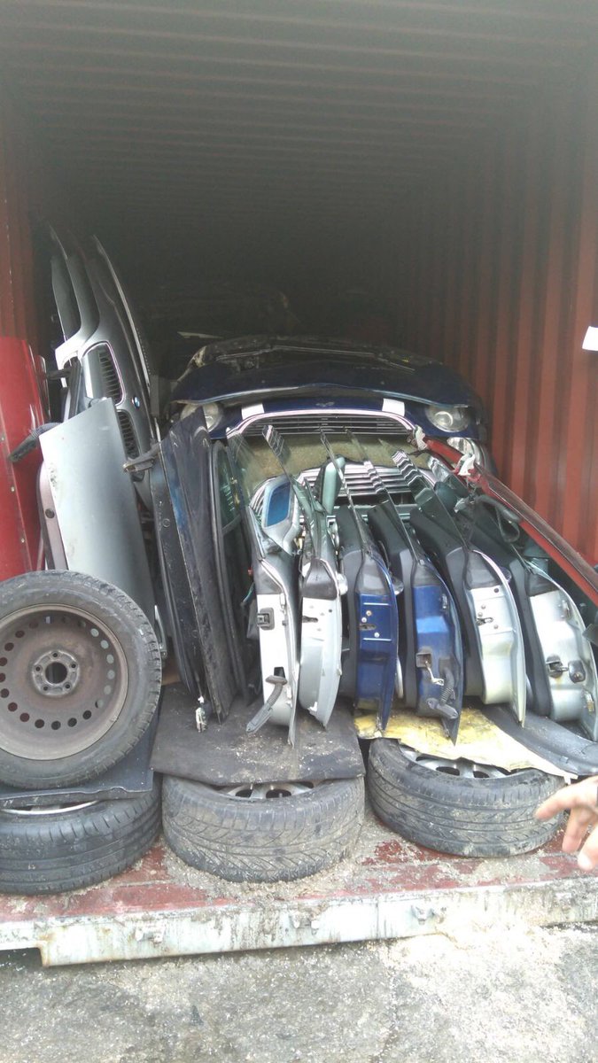 JonScrappers's tweet photo. Export#Greece#spare Parts #recycling Cars # Scrappers Metrosalvage #bolton #all exporters welcome ♻️✅👏🏻👏🏻👏🏻 https://t.co/84yglDyhZV