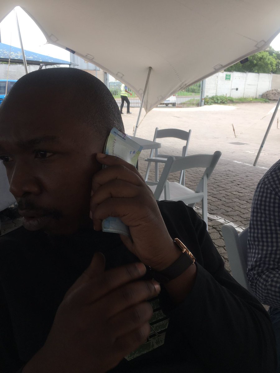 LangaDaSun's tweet image. #paperstacks my nigga just won 😁 @ngwane_phumlani