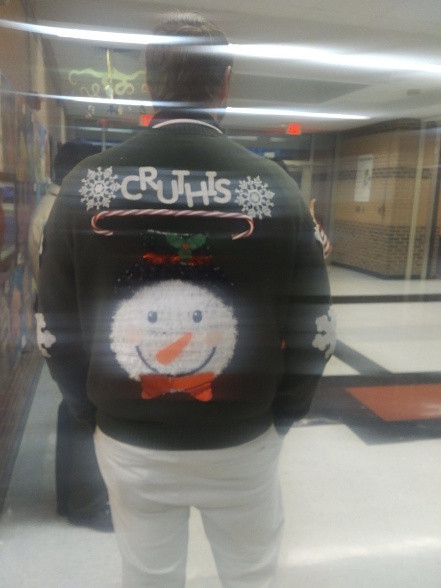 elklompstra's tweet photo. Celebrating the Season at Southwest High School!! @OnslowSchools https://t.co/4ghv8scvBD