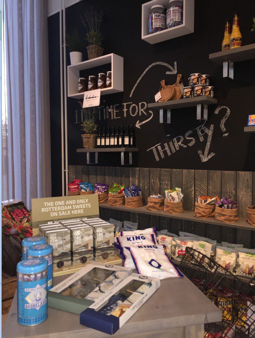The one and only Rotterdam sweet. Would you like to taste it?
TRY the ''Rotterdammertjes''! You can buy them in our kiosk.