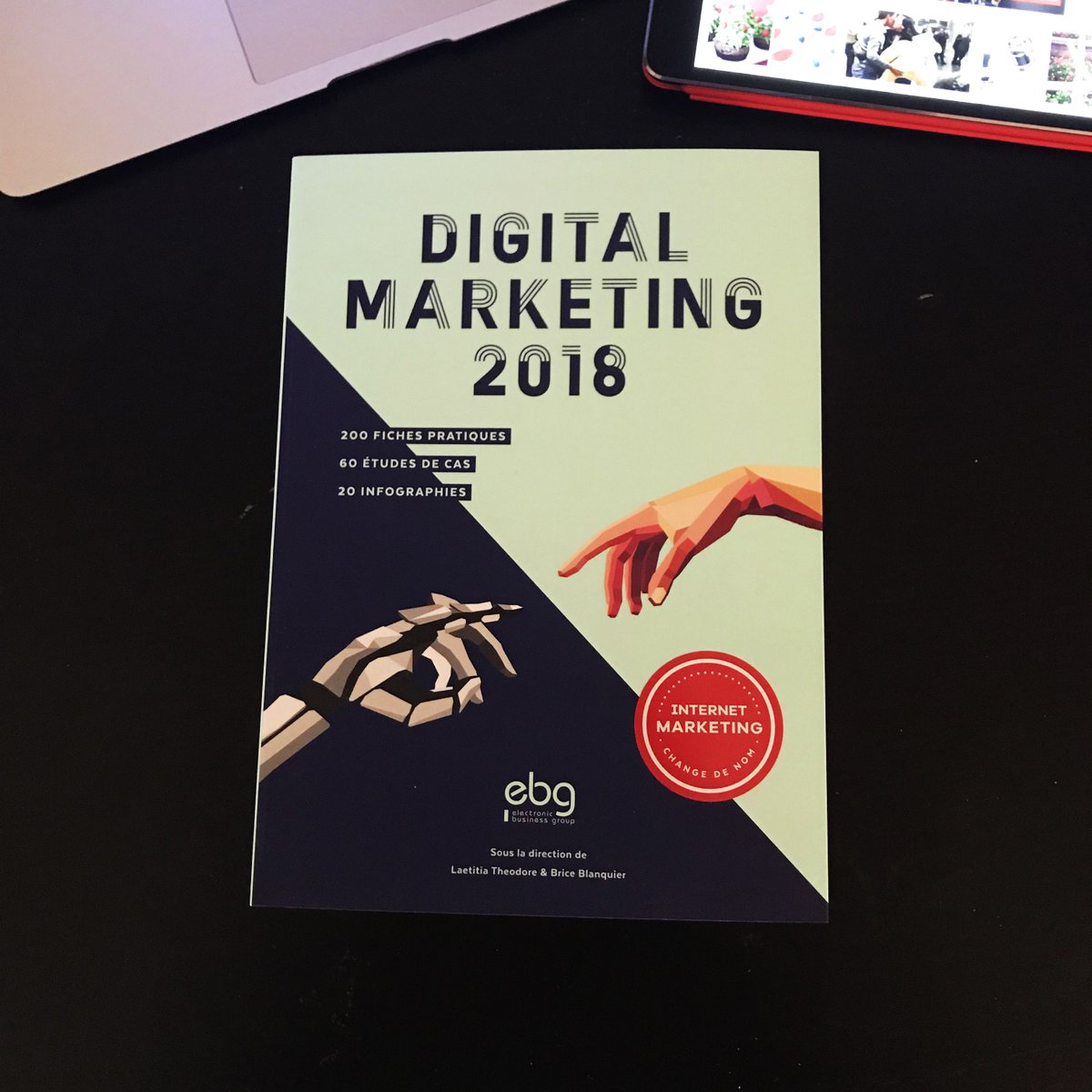 creapills's tweet photo. On vous offre 5 exemplaires du livre "Digital Marketing 2018" avec @ebg ! RT pour participer #DigitM2018 #MarketingDigital (Tirage au sort des 5 gagnants le 20/12/2017) https://t.co/PgB0LZuiSR