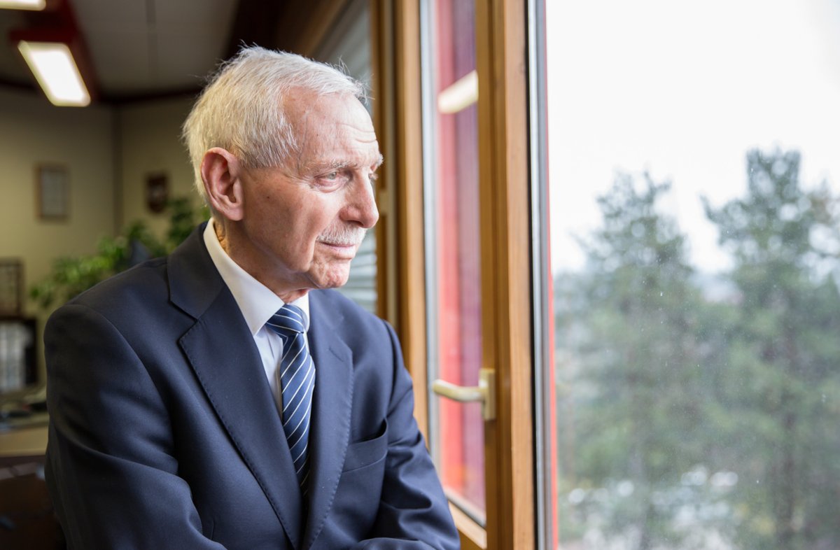 UNmigration's tweet photo. .@IOMchief makes urgent call for ‘safe #migration in a world on the move’: https://t.co/fIKNXQ0St2

#MigrantsDay #IMD2017 https://t.co/k9mQG4OWjr