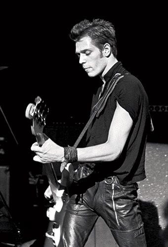 Happy Birthday to the beautiful bass icon that is Paul Simonon   