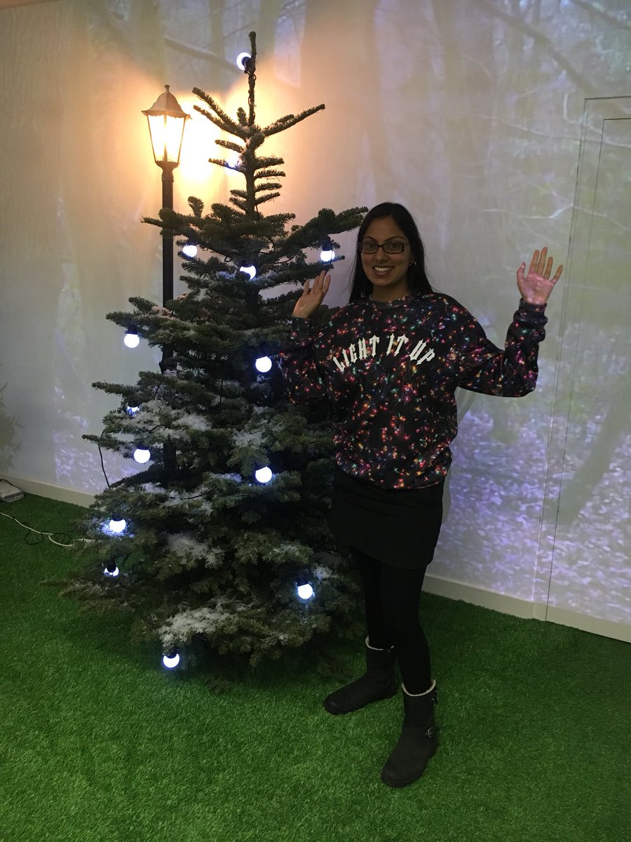 HelloRewPea's tweet image. #ChristmasJumperDay @LifeAtUnruly  light it up!!!