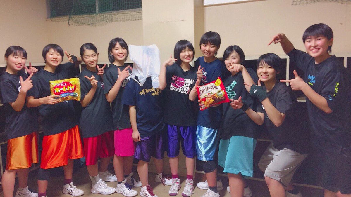 chikubasu37's tweet photo. 明日から新人戦⛹️‍♀️⛹️‍♀️

ちくばす男女ともがんばるぞ！！

応援よろしくお願いします🙋🙋🙋

#ちくばす
#新人戦
#⛹️‍♀️ https://t.co/3hVSuNjEnz