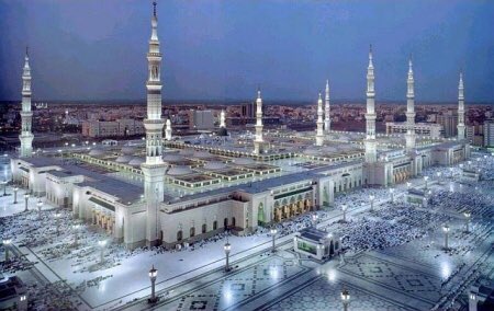 Wl5555's tweet photo. #ملكه_جمال_السعوديه مكة المكرمه والمدينه النورة 🇸🇦 https://t.co/cLlEfwjEa1