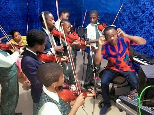 fadaobika's tweet image. Producing for an orchestral group is not an easy task. But thank God for the strength and inspiration. it's all about #TRINITYSTUDIO  Orlu.