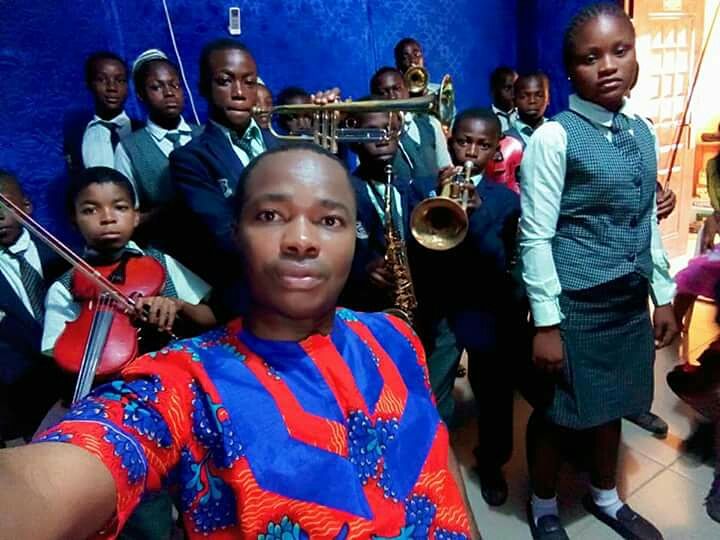 fadaobika's tweet image. Producing for an orchestral group is not an easy task. But thank God for the strength and inspiration. it's all about #TRINITYSTUDIO  Orlu.