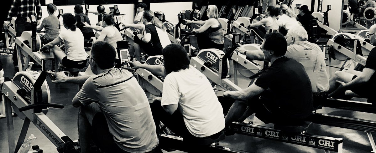 bhsrowing's tweet image. #CRI at 5 AM on a Friday morning ...  #ergingforall #winterfun #earlymorningworkout