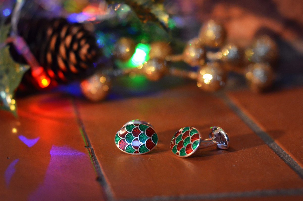 #JRCCHRISTMAS Day 15 - Why not add a little splash of colour to your #Winter wardrobe over #Christmas with these gorgeous Deakin &amp; Francis British hand-enamelled Sterling Silver #cufflinks? 
Full collection in store now! 🎄❤️