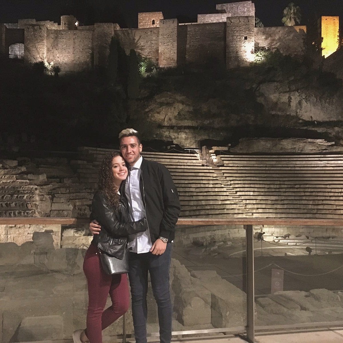 danigm98's tweet photo. Prometo no comer mantecados en toda la Navidad a cambio de que @mariinaperez98 conozca a su malagueño favorito #PabloAlborán #MadridPrometoQue https://t.co/pSwTenJjKc