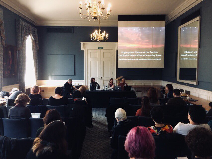 aorcuncan's tweet photo. Next Panel: “Picnics, Cemeteries and the Seaside” Yep, all panels are awesome! #LCSBL17 #blessed https://t.co/D0KoEjbEu5
