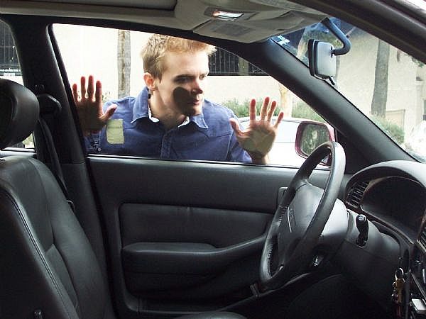 Have you lost your car keys or locked yourself out your car? Call us at (214) 615-0908 right now. #autolocksmith #locksmithservice #lockoutsolution #commerciallocksmith #Dallas