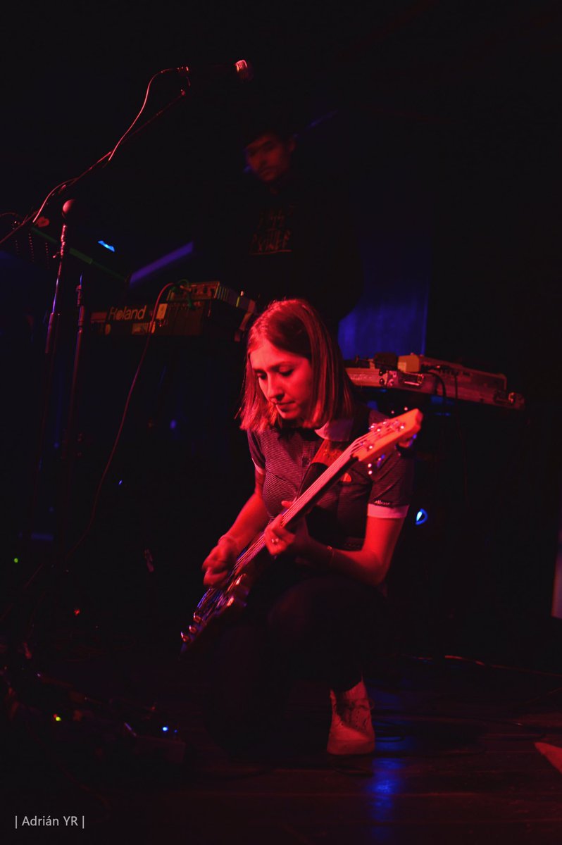 Adrian_YR_'s tweet photo. Hace un par de semanas @MedallaMusica volvieron a Madrid para seguir defendiendo su #EmblemayPoder 🏅💥

Abriendo la noche en @MaravillasClub estuvieron @fuckaine 

📸 ➡️ https://t.co/gkkrifjgpw https://t.co/s4ISJNiDbr