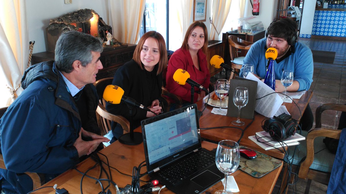 Vamos llegando al casi final de nuestro #DCACEnArcos con una mesa de lo más completa :) <a href="/ArcosCiudad/">AyuntamientodeArcos</a>