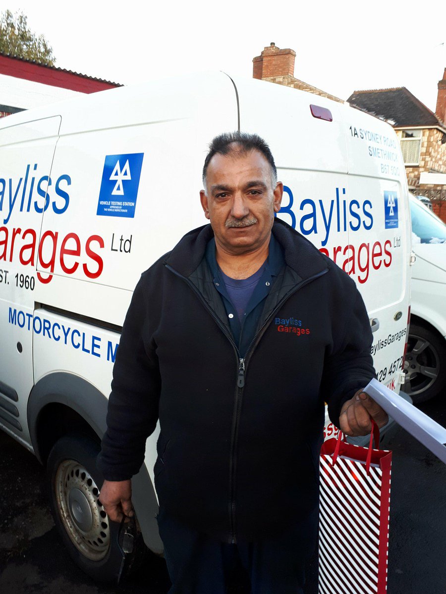 Bayliss Garages (BaylissGarages) Twitter