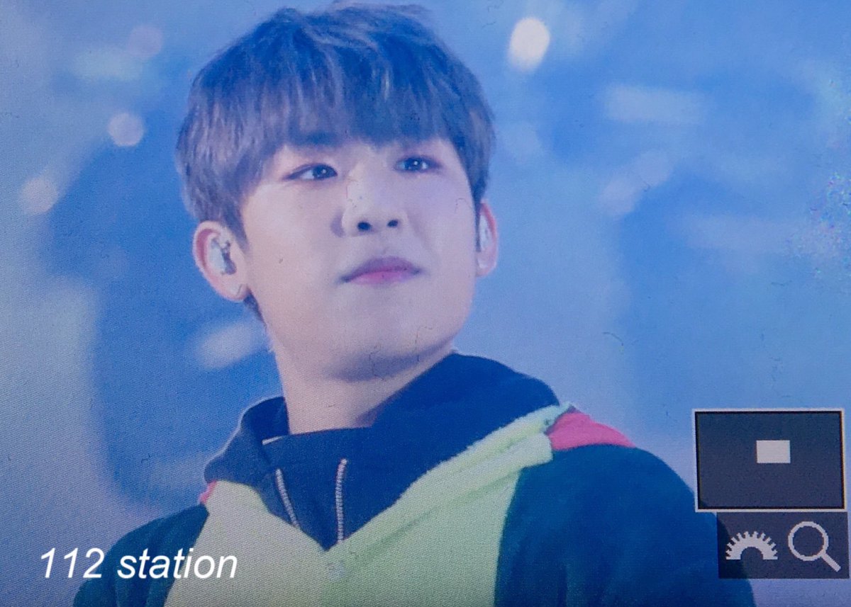 112station's tweet photo. 171215 #박우진 #parkwoojin #워너원 #WannaOne https://t.co/PWnFJ63M0t