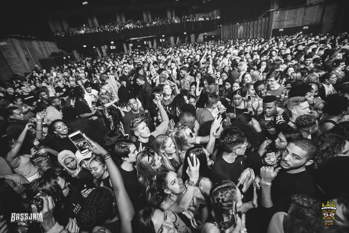 DisturbingEvent's tweet photo. This time 2 weeks ago Manchester was on Lockdown for #DisturbingManchester! What a night ๐ ๐ฅ ๐ https://t.co/0dyZwnYgp4
