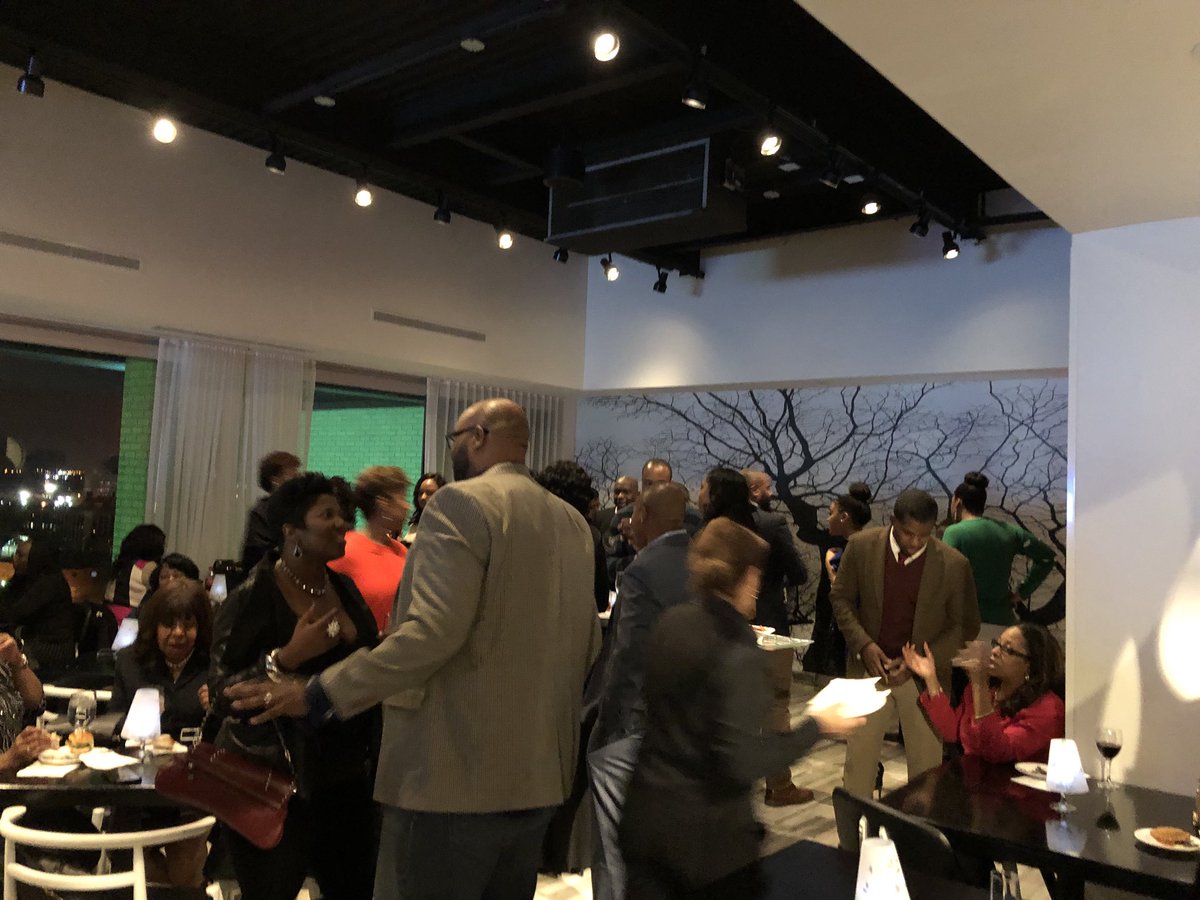 NAAAHRDallas's tweet photo. Our final event of 2017 was amazing! Tonight, we partnered with @dfwmbas for our annual Jingle Mingle and we collected gifts for fallen former Cowboys player Terry Glen #83Kids. Thank you to the more than 300 professionals who supported! #jinglemingle #naaahrdallas #dfwmbas https://t.co/TvKb9XyY6a