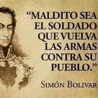 FBuenAbad's tweet photo. Las fuerzas represoras que atacan a sus pueblos -además de delinquir- padecen una disociación psicótica inducida por burócratas que comercian con la violencia. Aberración de aberraciones que un pueblo pague fortunas para que lo golpee su propia policía o ejército. https://t.co/AizLh9IGs3