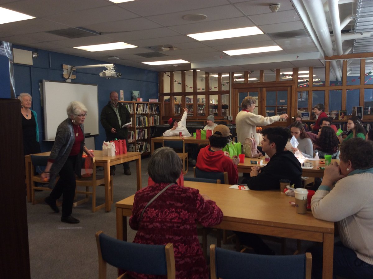 Local Kiwanis Club members led a service project with CHS seniors on Thursday, December 14, to create treat bags for Meals on Wheels clients. Kiwanis also provided their monthly senior breakfast to celebrate our January graduates. Thank you, Kiwanis Club!
