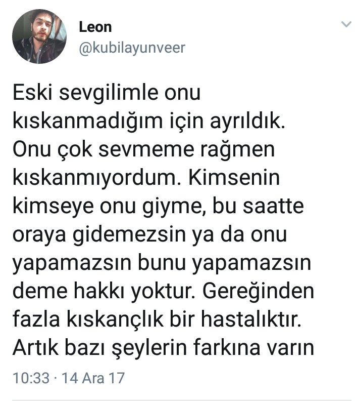 siminya's tweet photo. "kız arkadaşım onu kıskanmadığım için benden ayrıldı" diye sitem eden adama yazdıklarına bak ya ERKEKLERİN ARASINA SALMAK, KUCAKLARA ATMAK falan çıldırmamak elde değil, erkekler tarafından baskı altında tutulmak hastalık olmuş bunlarda ve bunu normal sanıyorlar https://t.co/zmkaW1iz1k