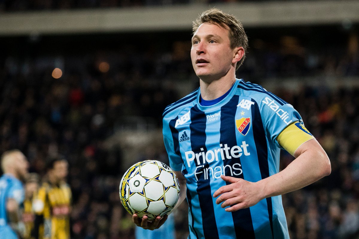DIF_Fotboll's tweet photo. Djurgårdare
Järnkamin
Lagkapten
Landslagsman
#16

Tack Kim Källström för alla mål, alla minnen, alla segrar och alla guld! #StockholmsStolthet #DjurgårdensIF https://t.co/JOp3ESNXGy