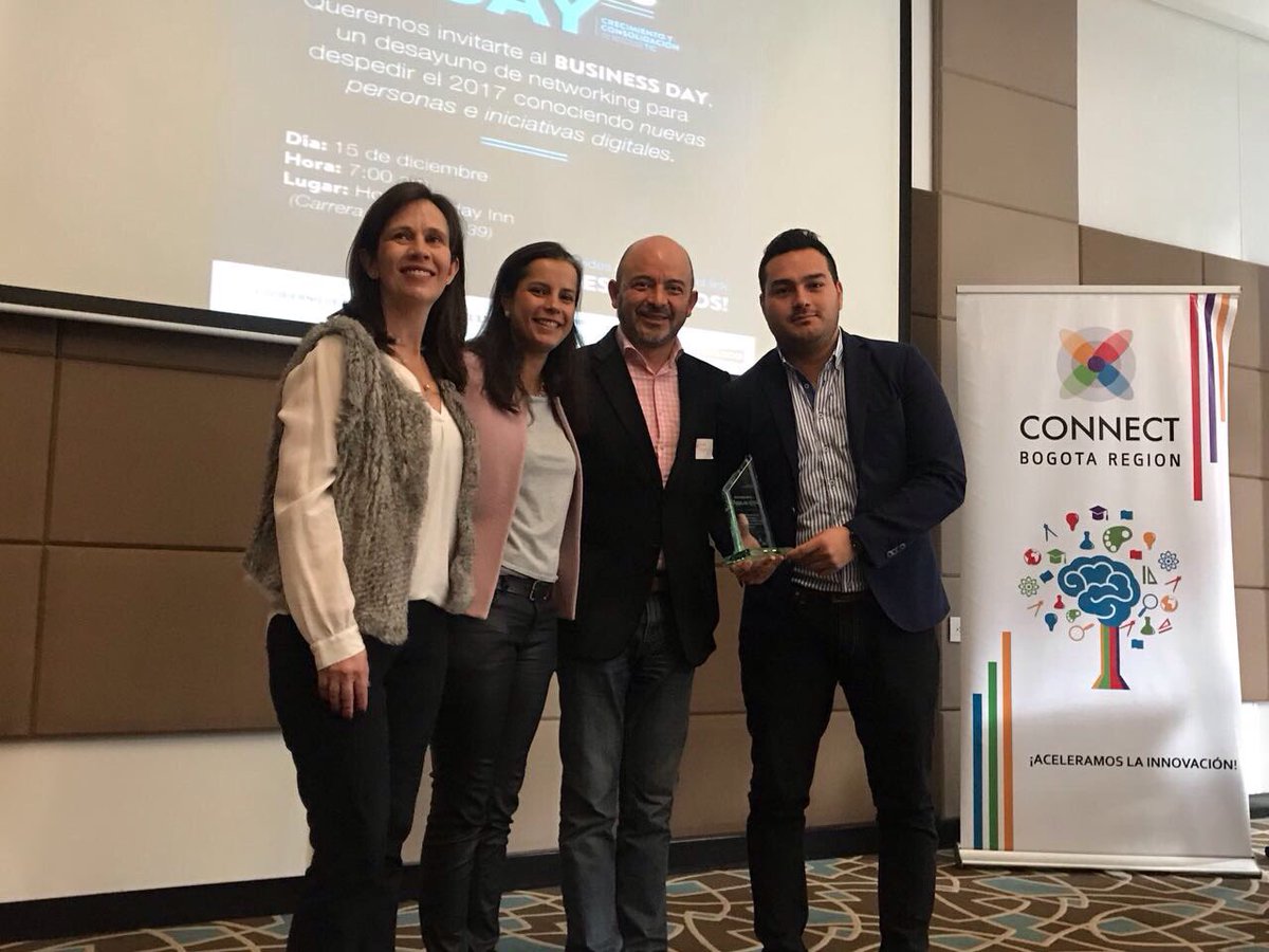 CESAYCONNECT's tweet photo. Reconocimiento al programa @AppsCo por su gestión en el trabajo realizado con los emprendedores TIC https://t.co/f83GXwb8Tj
