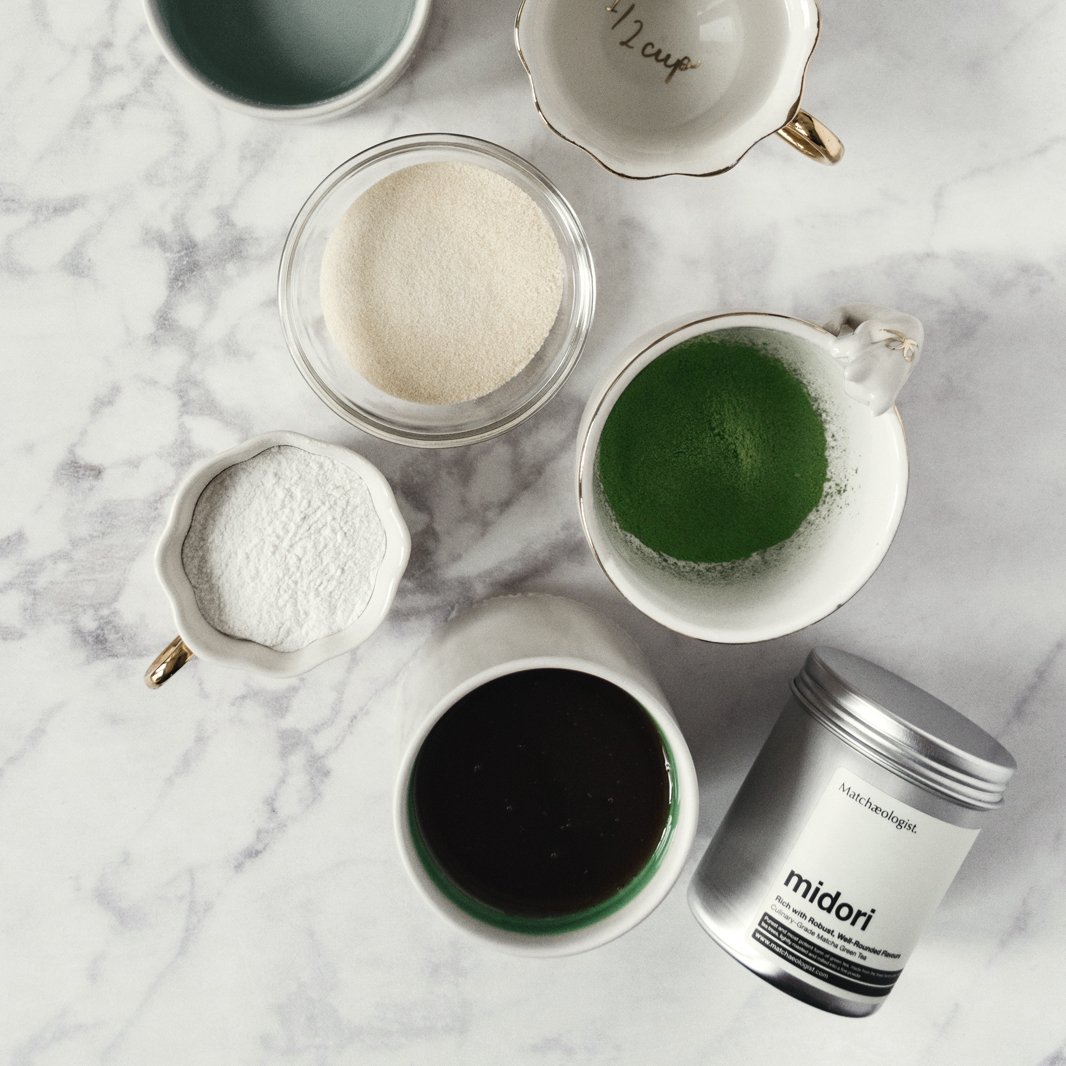 Matchaeologist's tweet photo. 🙋 Raise your hands if you’re up for a dose of #MatchaMALLOWS 🍵 by our talented @hey_jz_co ft. our Midori™ #Matcha👉https://t.co/aOQCjEgK9I https://t.co/1UbDvBIZ9S