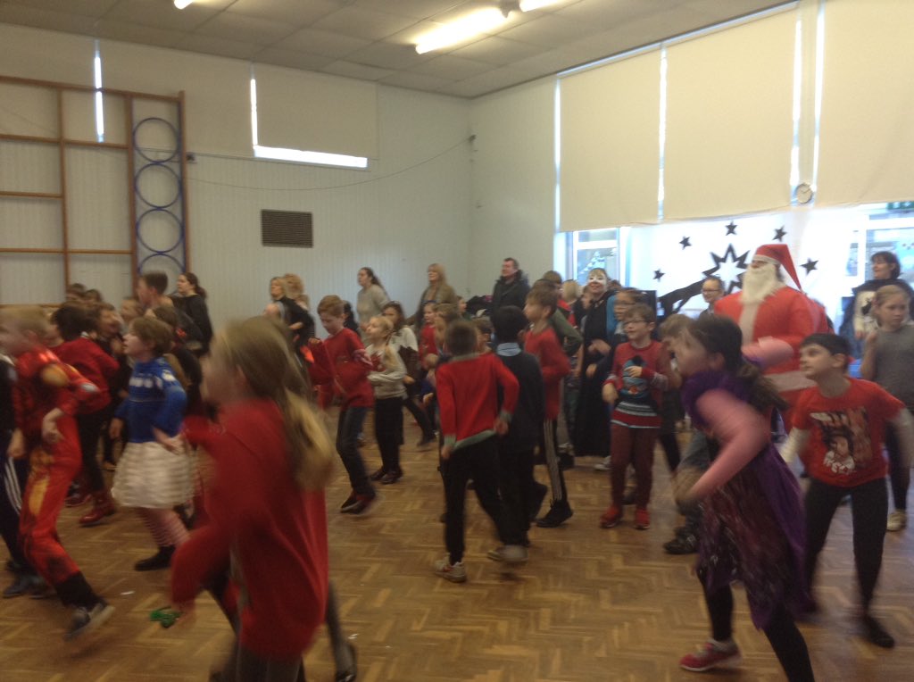MrsEarnshaw1's tweet photo. Despite the weather putting an end to our run we still remembered our superhero Blake by having a Zumbathon. The photo says it all ❤️ #hero https://t.co/0EQcCB04Pb