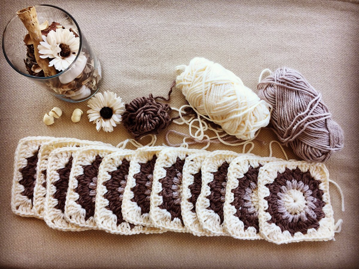 pi_crochet's tweet photo. More granny squares ;) ! #Happy #Friday #Crochet #Art #Design #Passion #Baby #Blanket https://t.co/bnAYac50ki