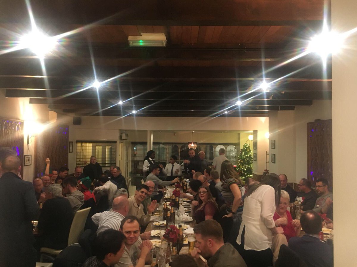 NewDilliRest's tweet photo. Buzzing, Christmas work's do https://t.co/Bn1mZpZutY