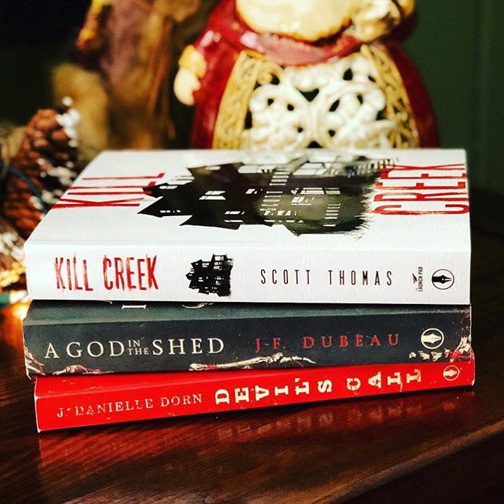 Inkshares's tweet photo. Scaring your loved ones is our favorite holiday tradition ☠️🔪⚰️ https://t.co/irUuPKTA9h