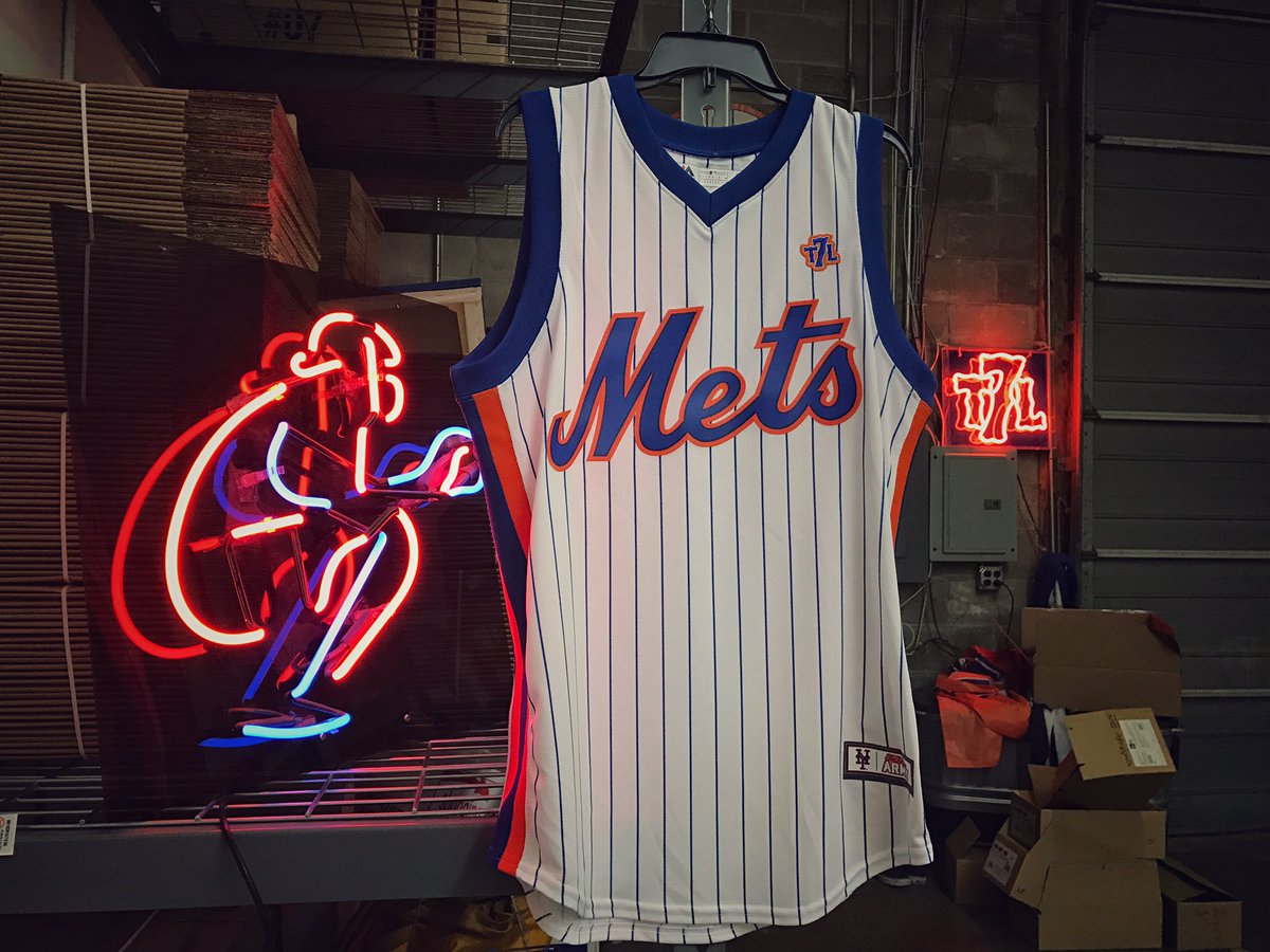 mets basketball jersey