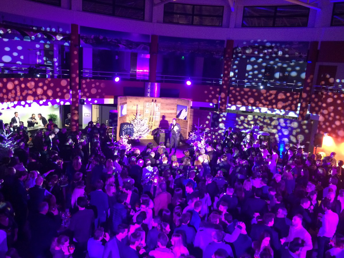 David Bouvier, directeur INSEEC Campus Chambéry ouvre la cérémonie de remise de diplômes #inseecprom2017