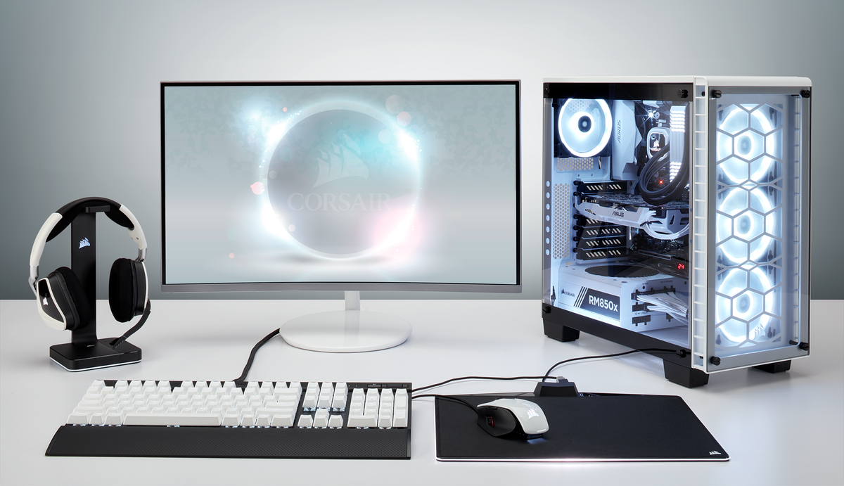 CORSAIR's tweet photo. Our Twelve Days of #CORSAIRMAS has been incredible! Thanks, everyone, for entering. βοΈ
You asked for it, now it could be yours! We're giving away a collection of our white components & peripherals for the last day. Enter now: https://t.co/RhyWhwtYpV https://t.co/mXKLNmLZyO