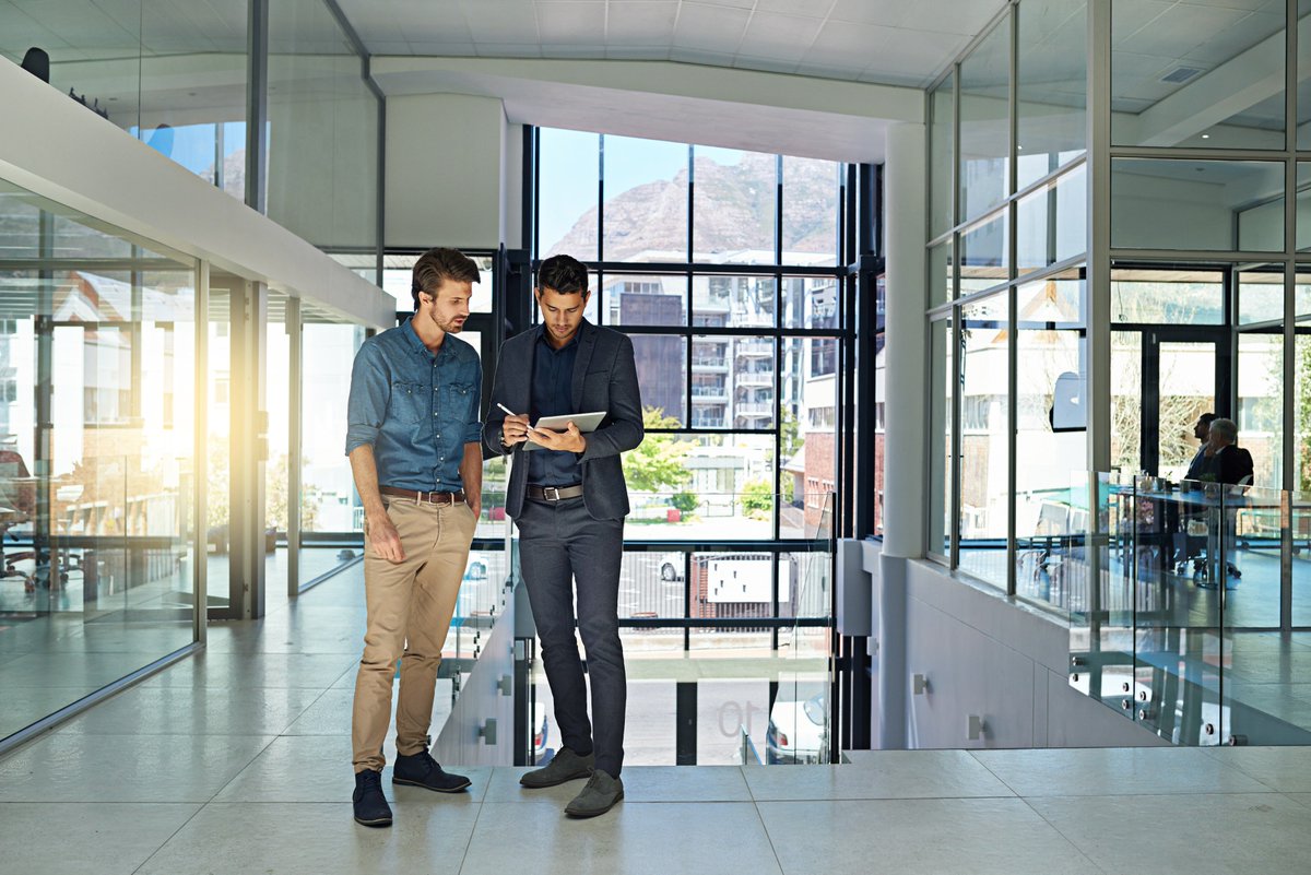 DaikinApplied's tweet photo. Put factory know-how at your fingertips to streamline #HVAC system #installation and unit #management, and ultimately, strengthen your bottom line with our plug-and-play #Intelligent #Solutions®. https://t.co/fcfesJJOyZ https://t.co/CzpIrNyI6K