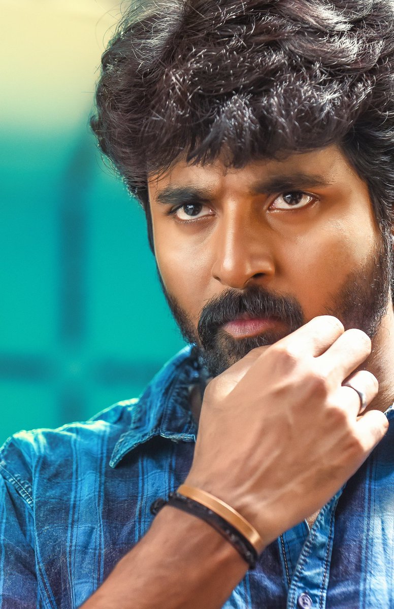 Cutie_fathu's tweet photo. #1WeekToGoForVelaikkaran ๐๐
Most awaited movie ๐
#Arivu is coming to rule d boxoffice ๐๐
#Velaikkaran gonna #blockbuster hit ๐๐๐ฅ
Marana waiting fr d movie ๐โ
@Siva_Kartikeyan @24AMSTUDIOS
@jayam_mohanraja https://t.co/fNpOVEgAHL